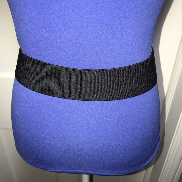 BCBGMaxAzria Sequin Belt Front Closure - Picture 5 of 8